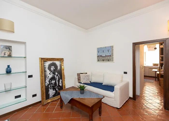 Lungaretta By In Apartment *