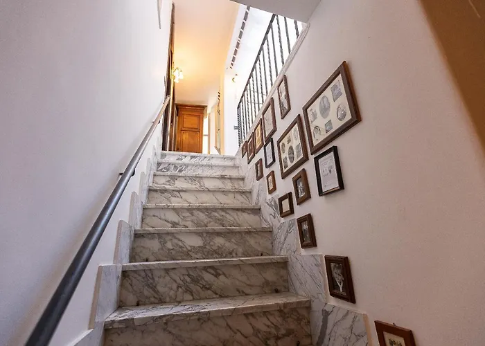 Apartment Lungaretta By In Rom